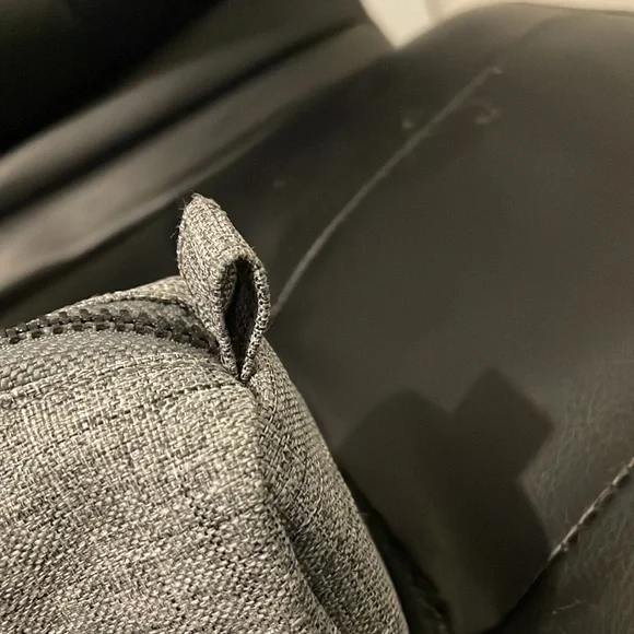 Pencil case - Picture 3 of 6